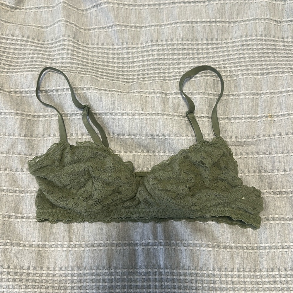NWOT Aerie Olive Green Lace Bralette